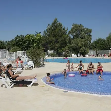 Campsite Mobil Lmnp Guigon La Roque-d'Antheron